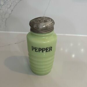 Vintage Jadeite green beehive pepper shaker